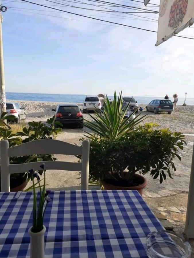 Anxhelos Hotel Himare Eksteriør bilde