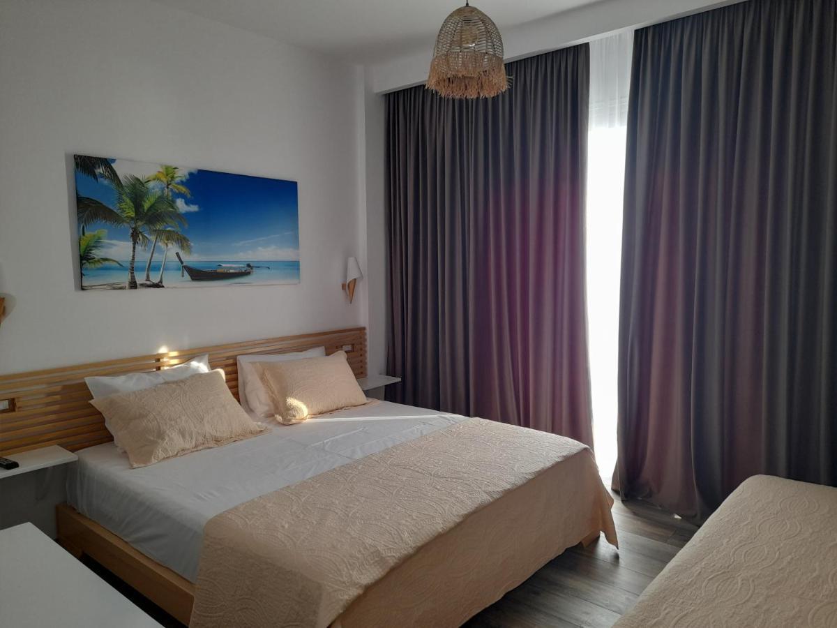 Anxhelos Hotel Himare Eksteriør bilde