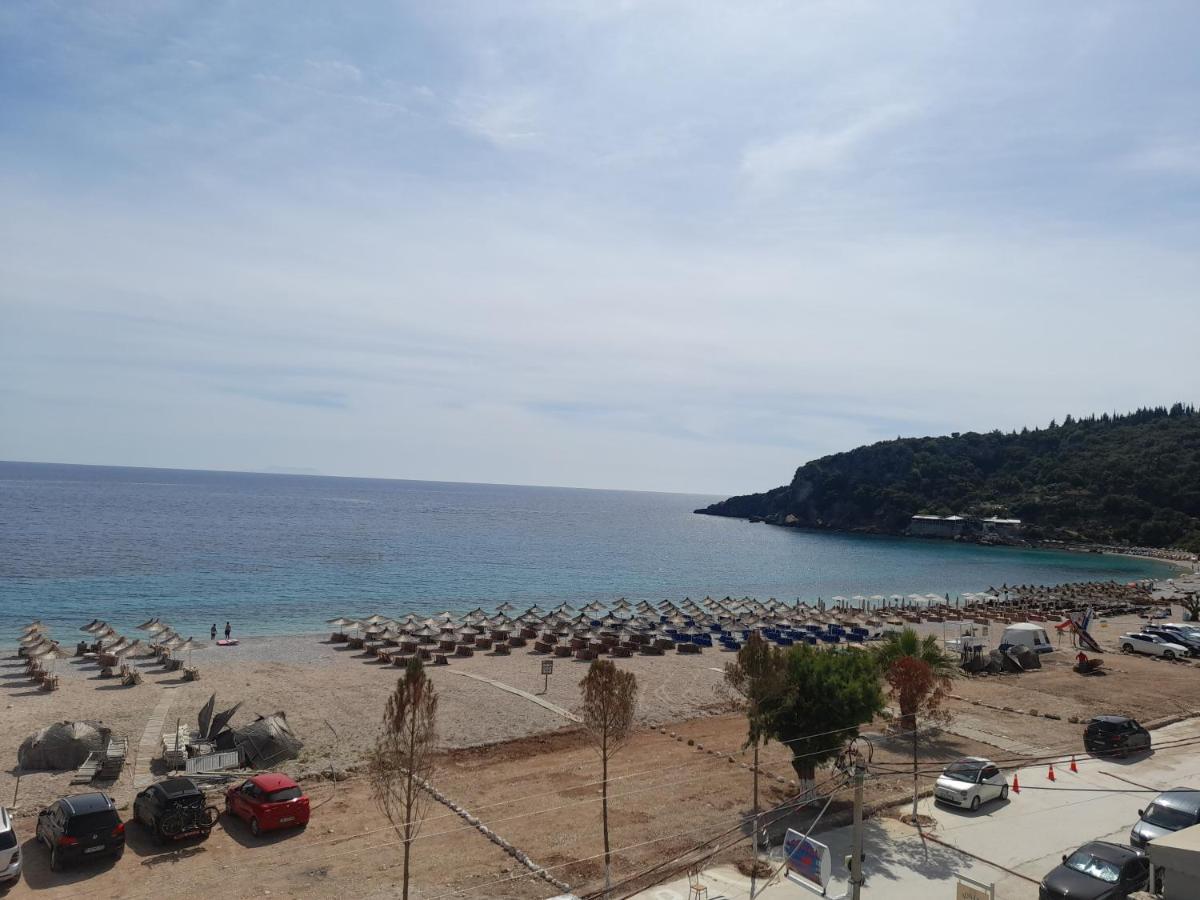 Anxhelos Hotel Himare Eksteriør bilde