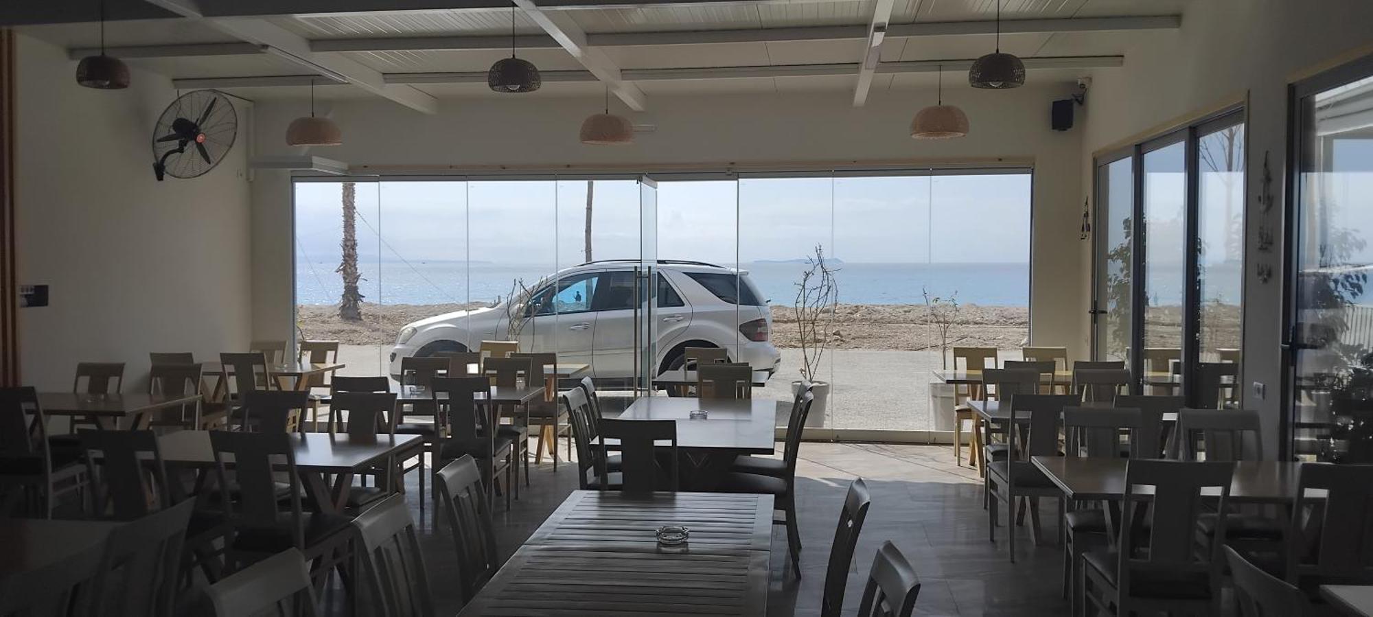 Anxhelos Hotel Himare Eksteriør bilde