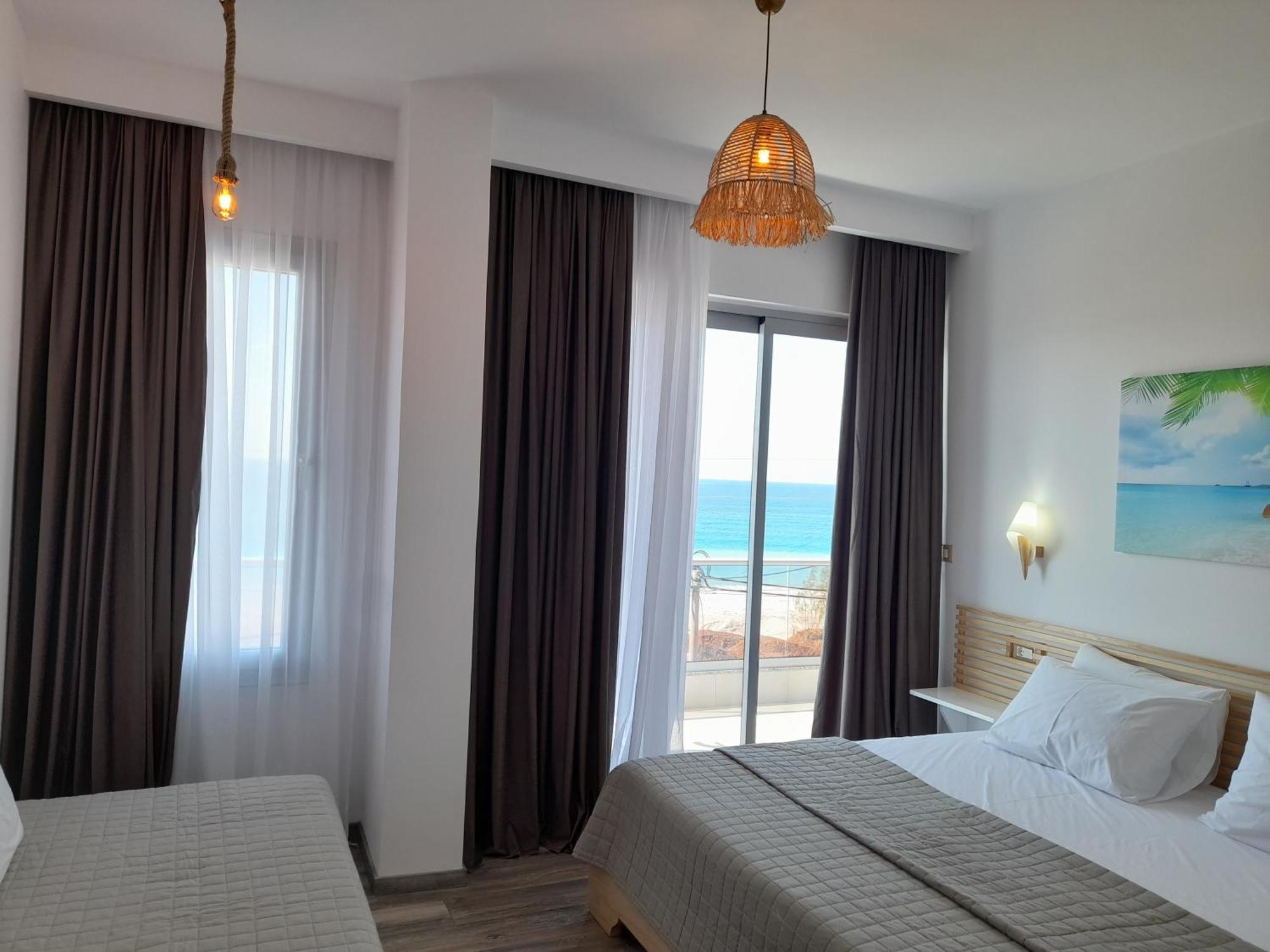 Anxhelos Hotel Himare Rom bilde